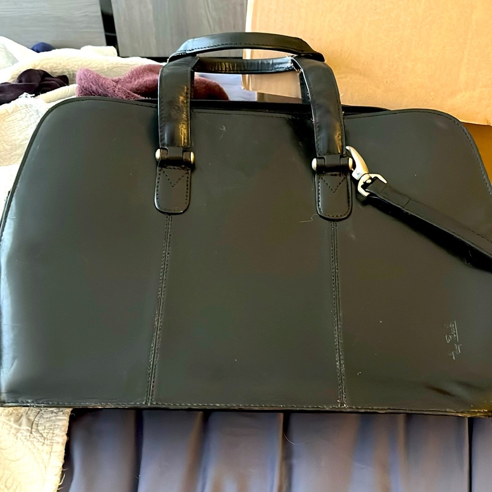 Black Leather Tony Perotti Laptop Bag